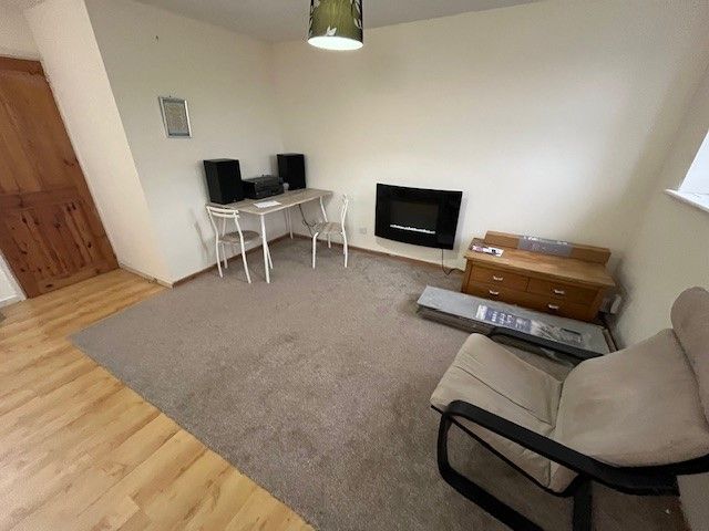 Property photo 3 of 5 Image