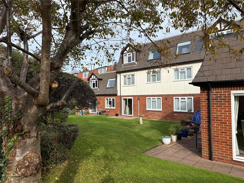 Property photo 1 of 9 Picture No. 12