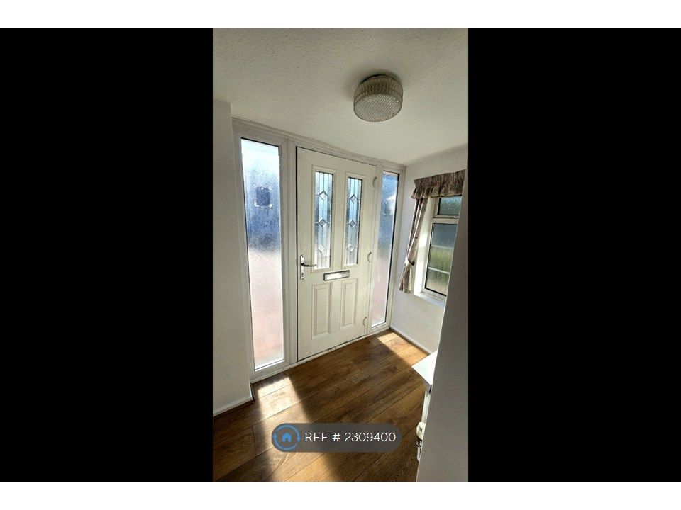 Property photo 3 of 27