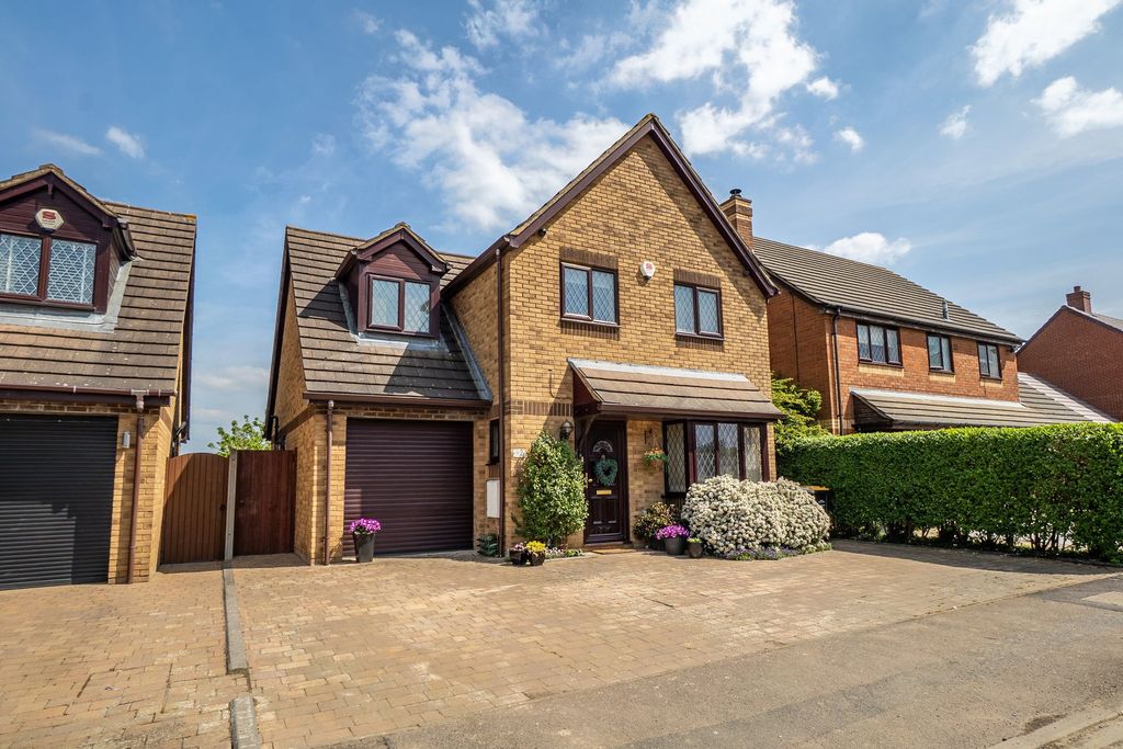 Property photo 1 of 31