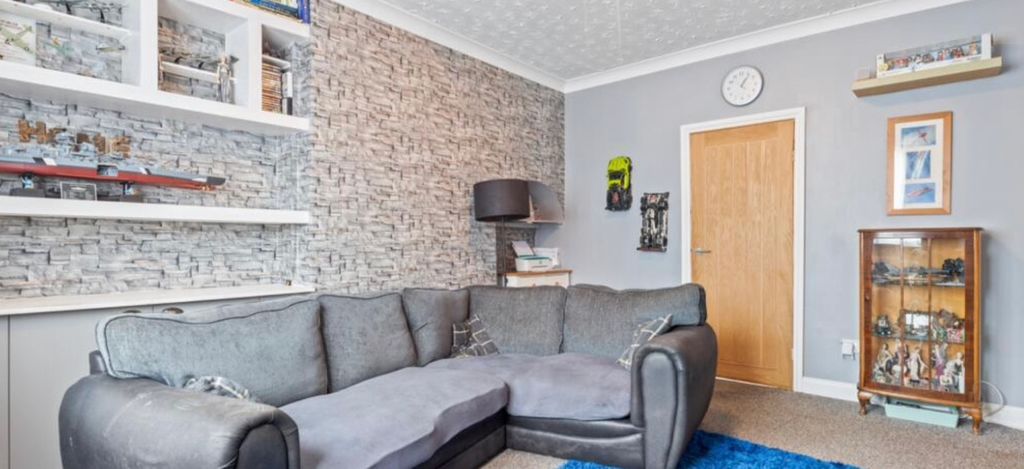 Property photo 3 of 18 Property