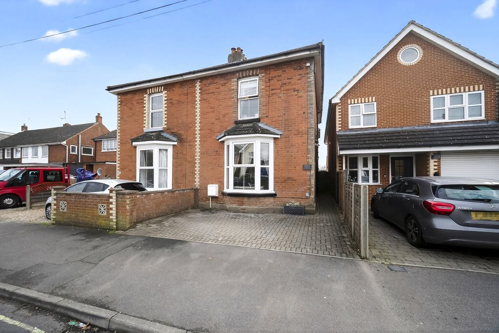 Property photo 1 of 19