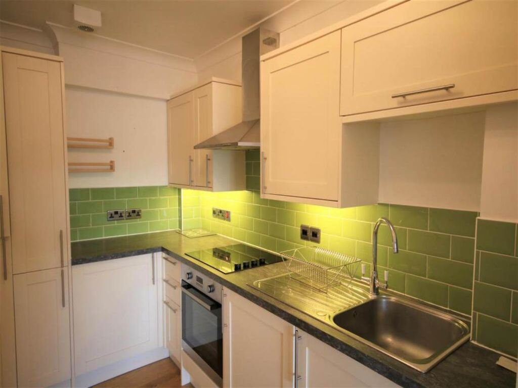 Property photo 2 of 10 A19d91F992Adab19406639c28Cda4c8B