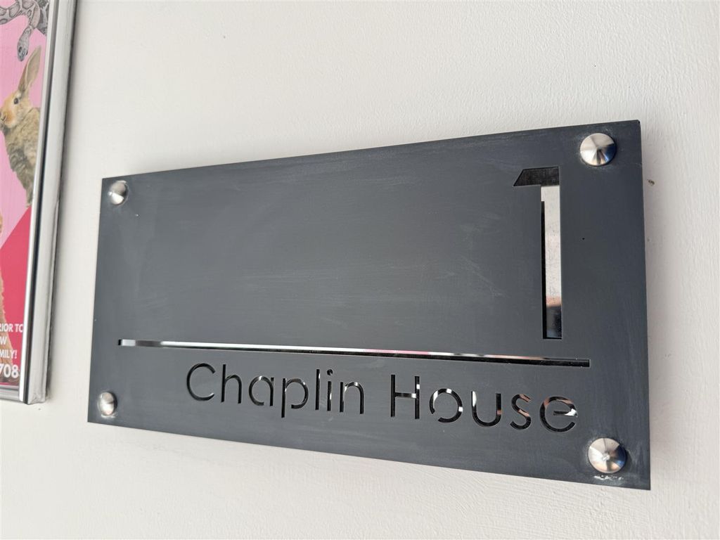 Property photo 1 of 14 1 Chaplin House