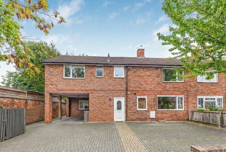 Property photo 1 of 10 320680