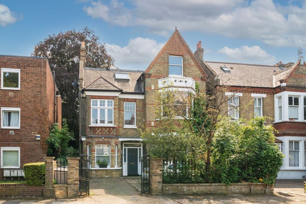 Property photo 1 of 7