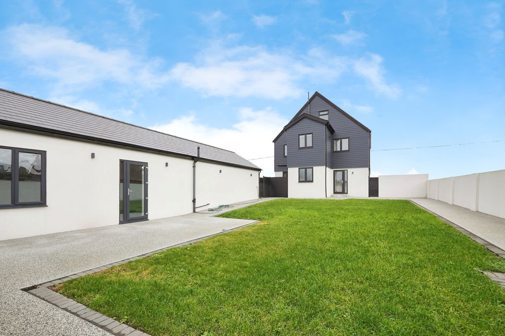 Property photo 1 of 24 Rear External