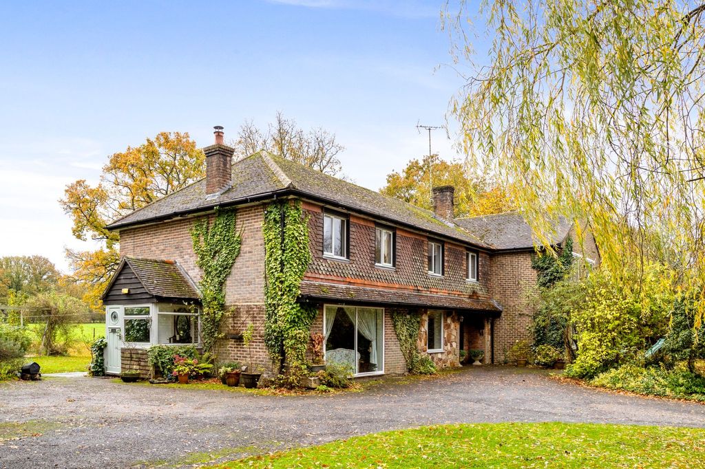 Property photo 1 of 35