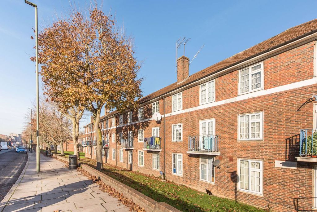 Property photo 1 of 6