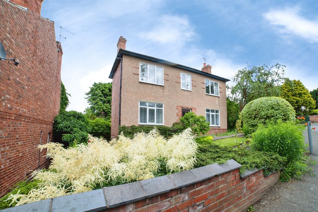 Property photo 3 of 33
