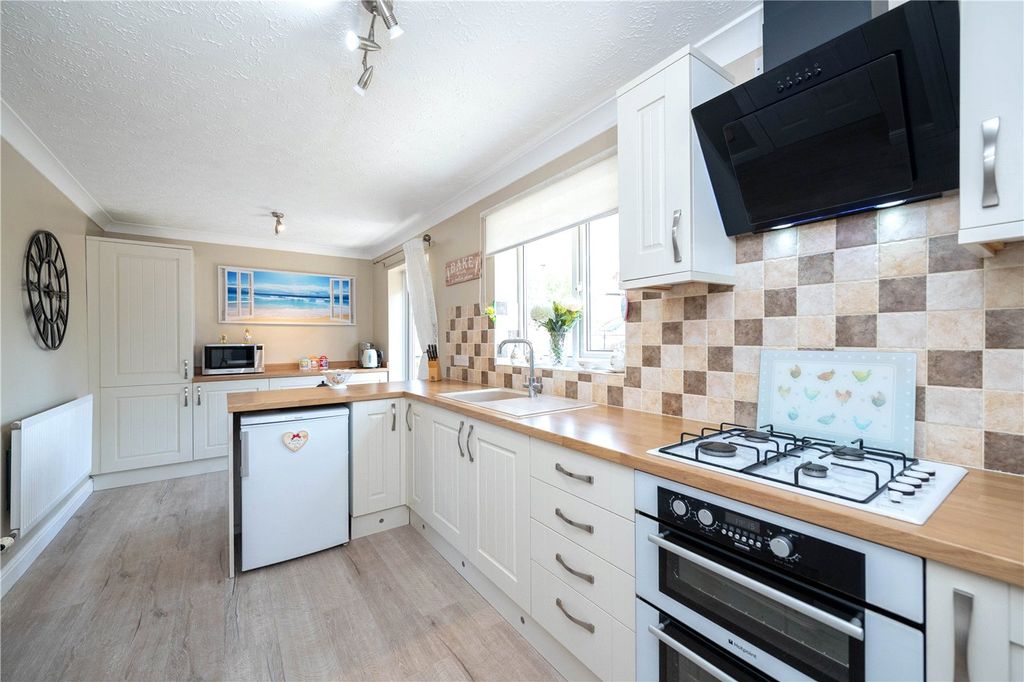 Property photo 2 of 13 Picture No. 08