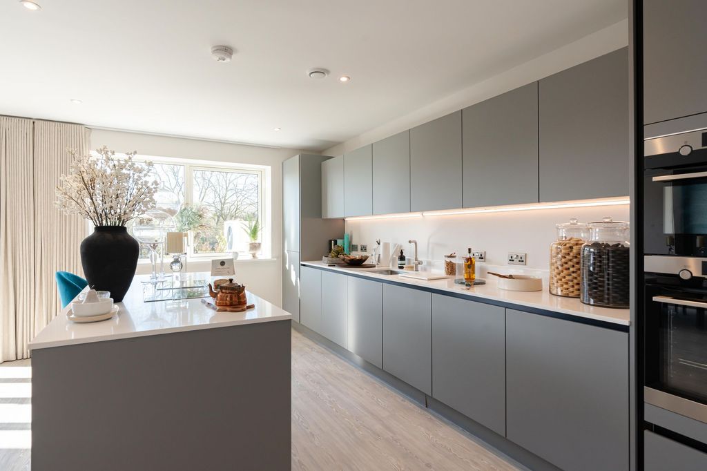 Property photo 1 of 25