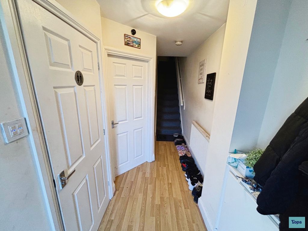 Property photo 2 of 19 Temp_File_1756830157292