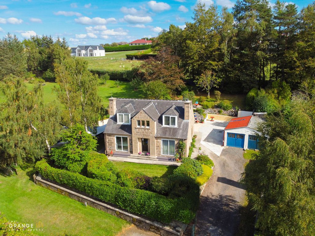 Property photo 1 of 43