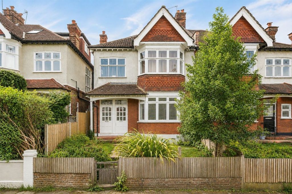 Property photo 1 of 8