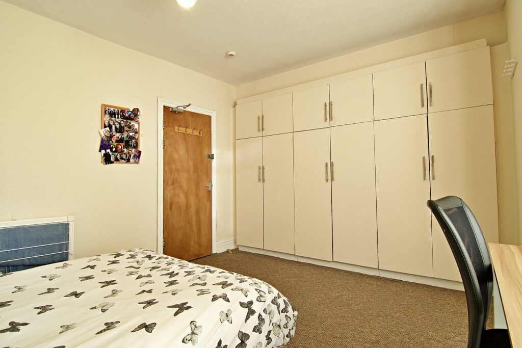 Property photo 2 of 11 Property Photo