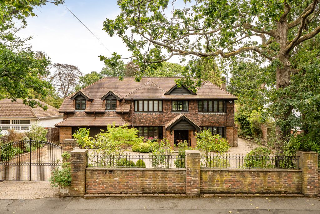 Property photo 1 of 45