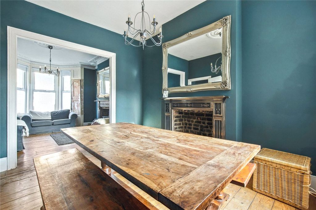 Property photo 2 of 14 Picture No. 04