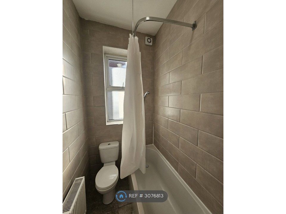 Property photo 3 of 3