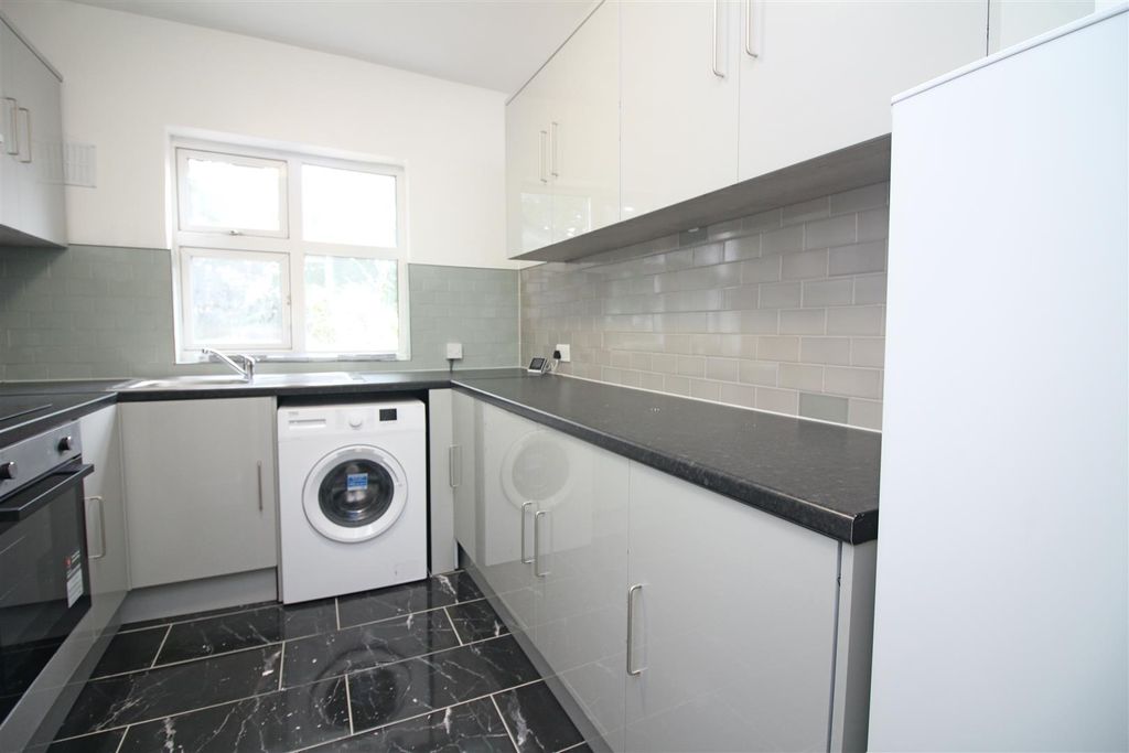 Property photo 1 of 7 4.Jpg
