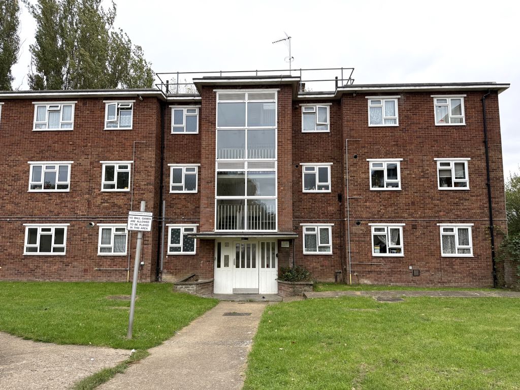 Property photo 1 of 7 General Front Aspect