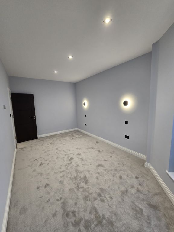 Property photo 3 of 16 Gallery