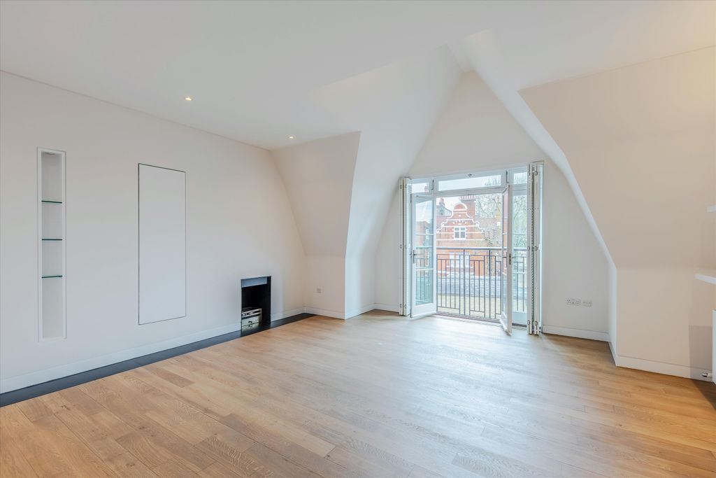 Property photo 3 of 11 Image