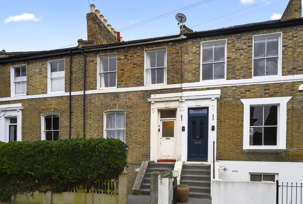 Property photo 1 of 20