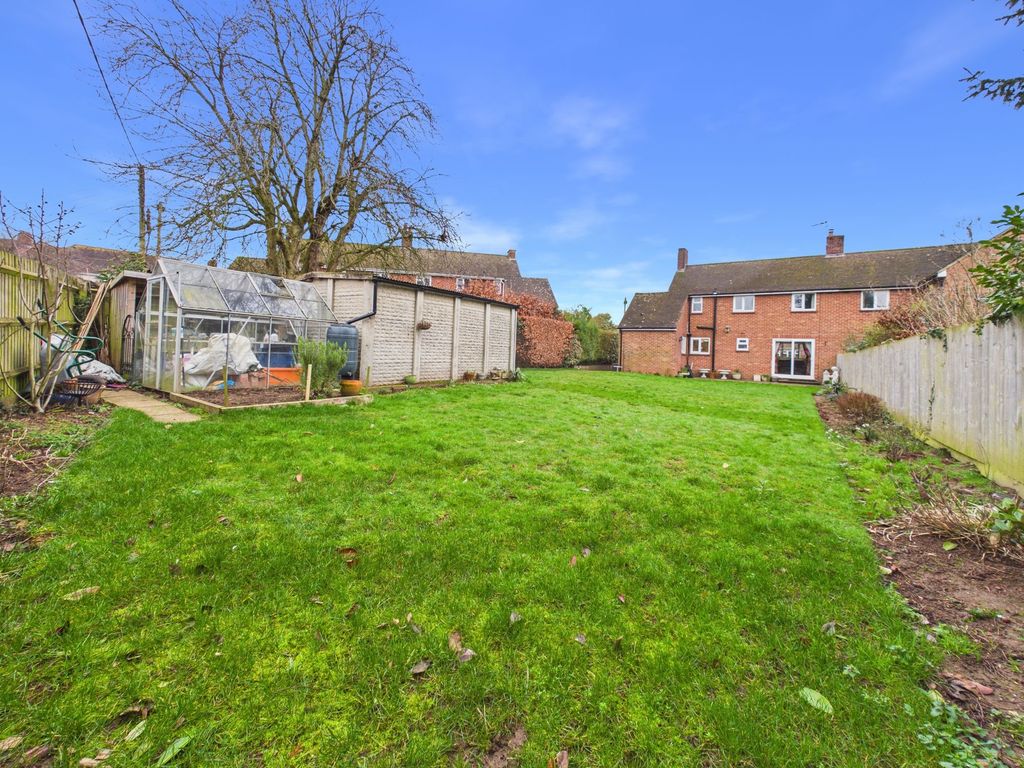 Property photo 2 of 25