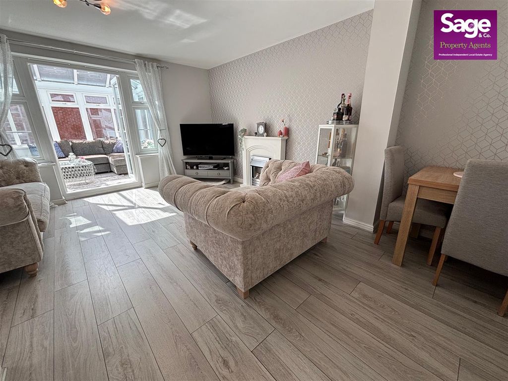 Property photo 2 of 31 Image00045 (1).Jpeg