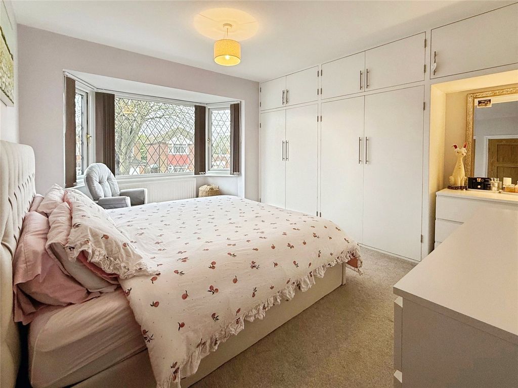 Property photo 2 of 20 Bedroom 1