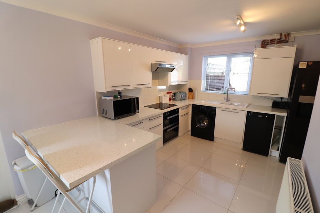 Property photo 2 of 15 Picture No. 02