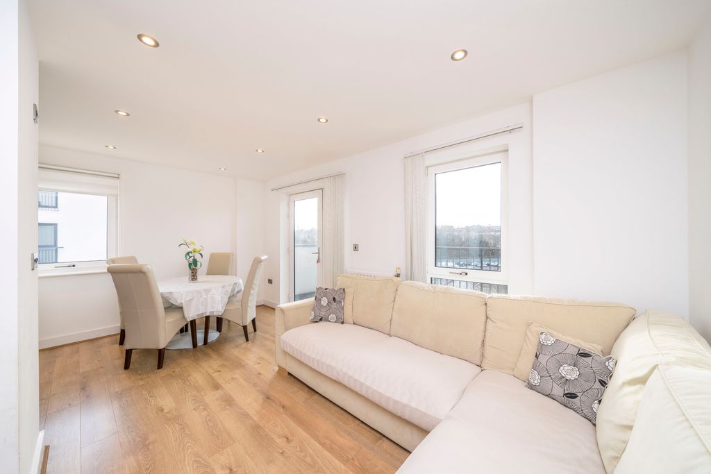 Property photo 1 of 8 Picture No. 26