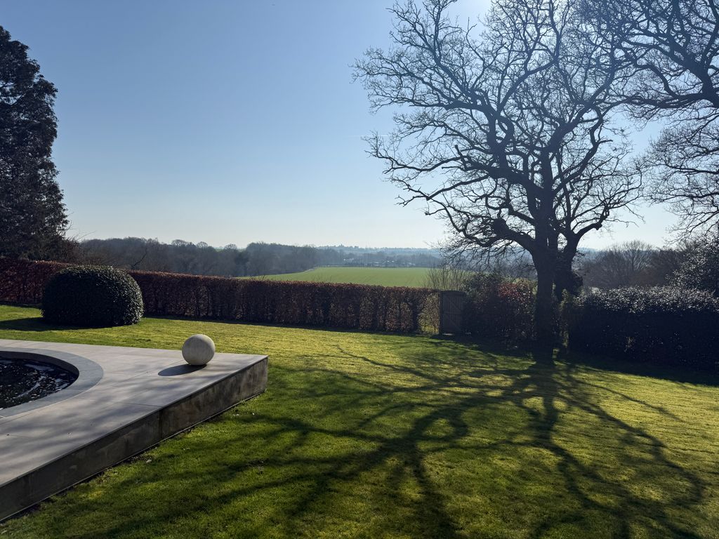 Property photo 2 of 28 Img_2656