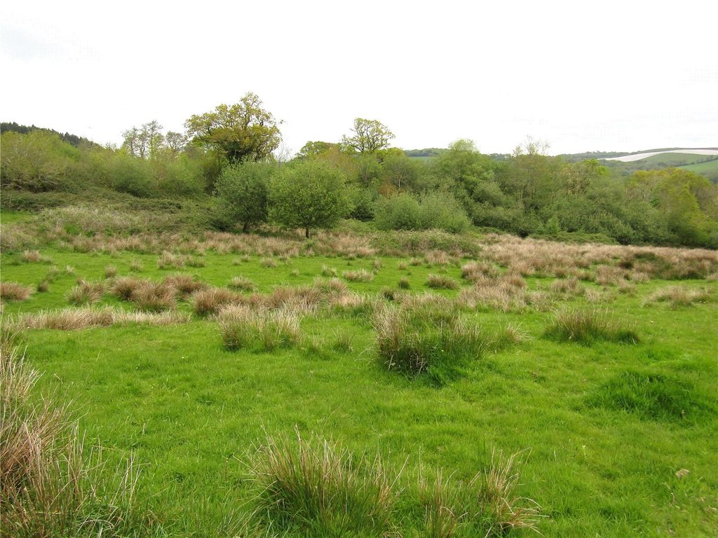 Property photo 2 of 5 Picture No. 07