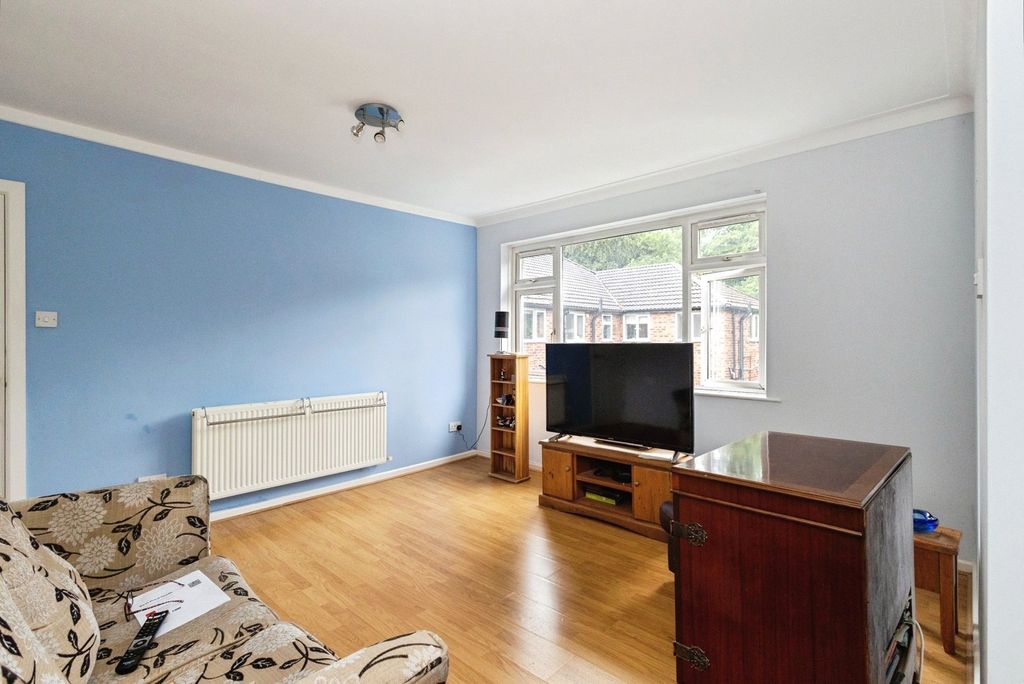 Property photo 2 of 13 Pbox-Img.Jpg