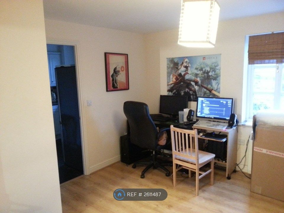 Property photo 3 of 9 Ample.Room For Home Office Space