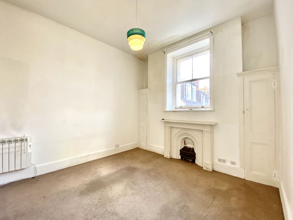 Property photo 2 of 9 Picture 2