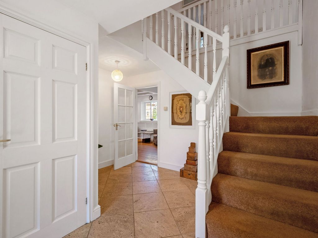 Property photo 2 of 51