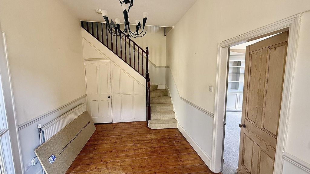 Property photo 2 of 37 Hallway
