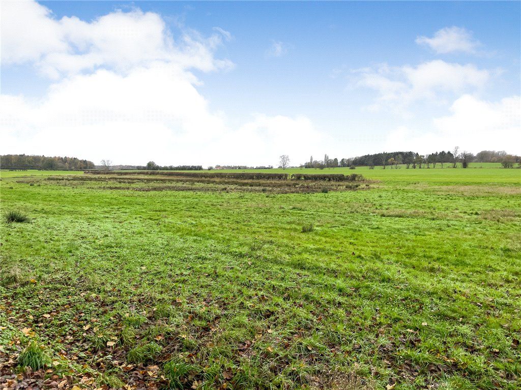 Property photo 3 of 10 View Nw Grass