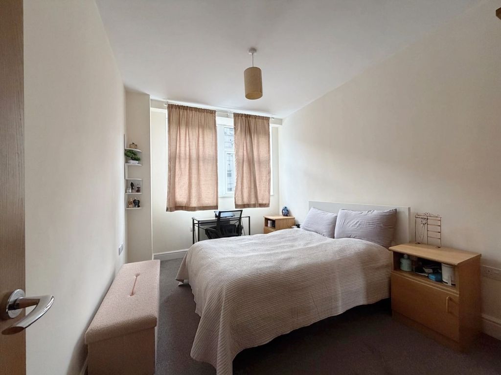 Property photo 3 of 4