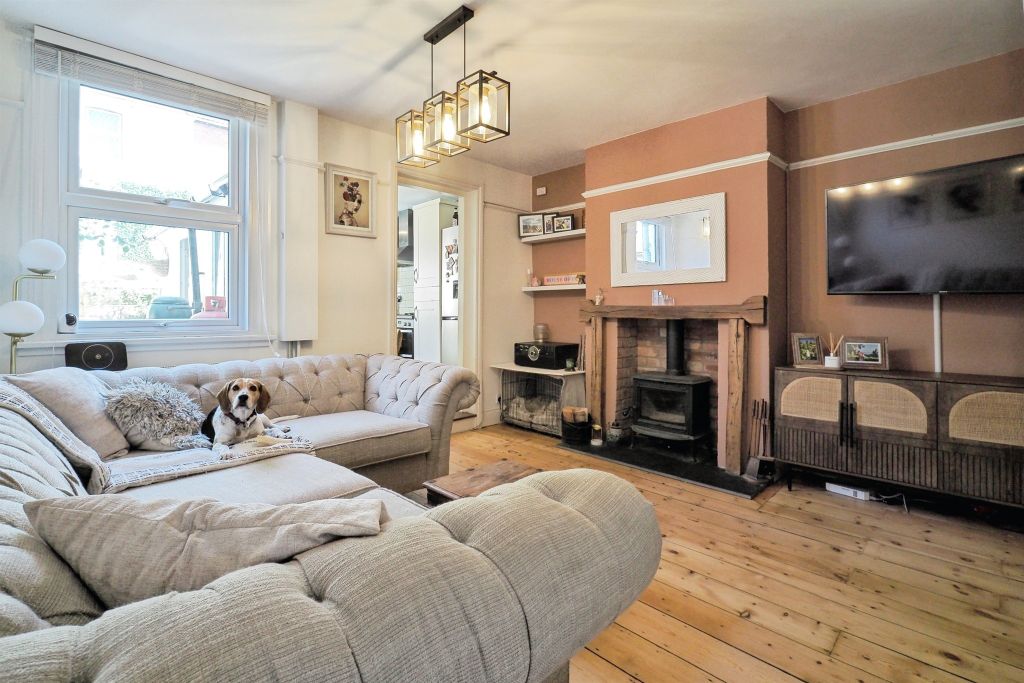Property photo 2 of 17