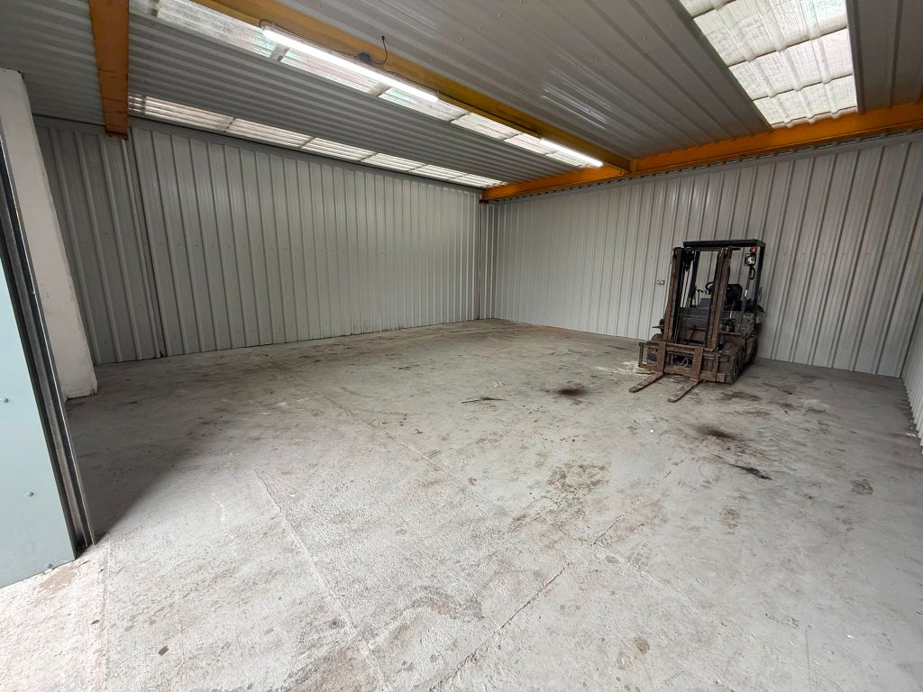 Property photo 3 of 5