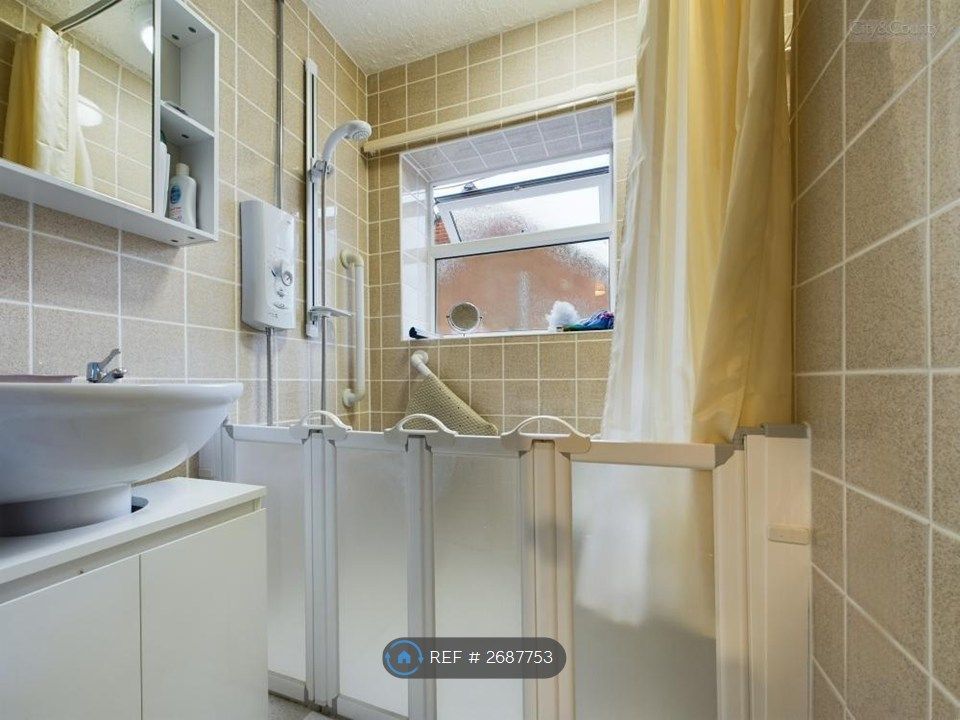 Property photo 2 of 6