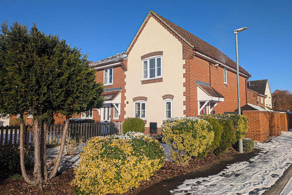 Property photo 1 of 13 Pxl_20260105_132620568.Raw-01 Front.Jpg