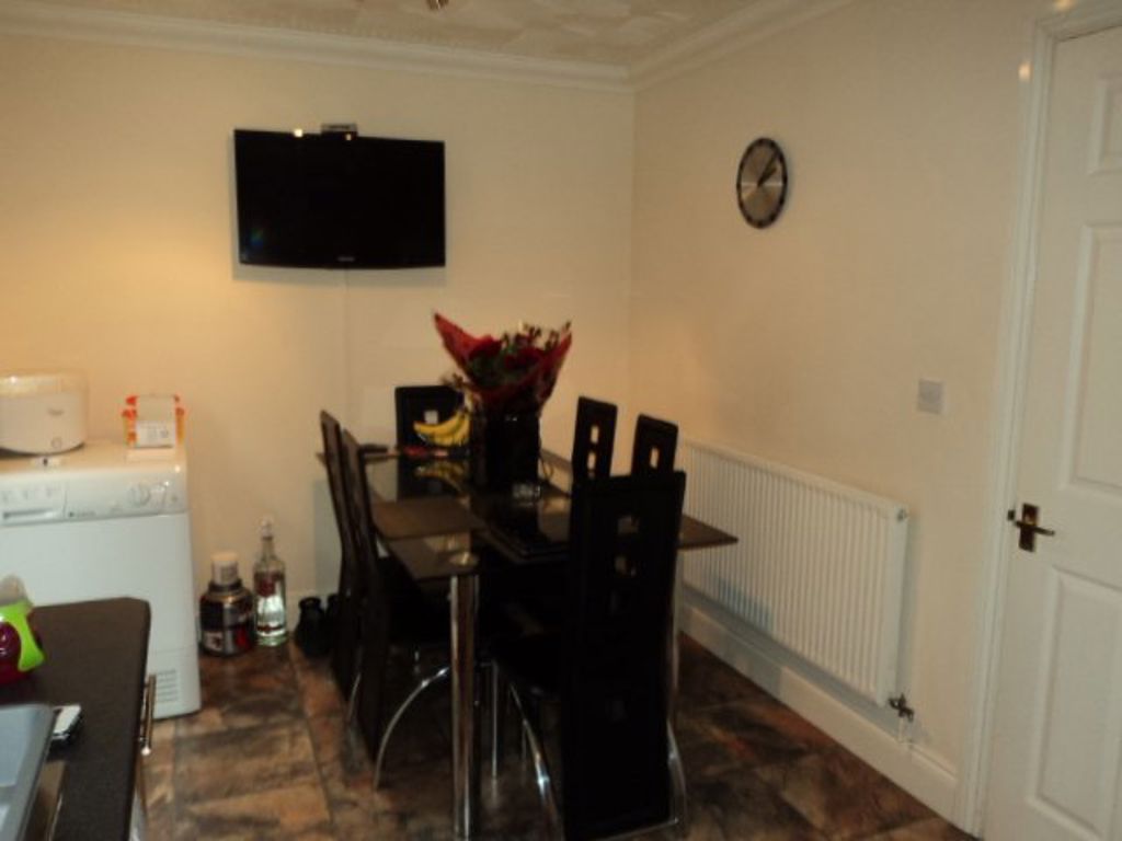 Additional image 5 of 3 bed semi-detached house to rentMerriott Place, Maindee NP19