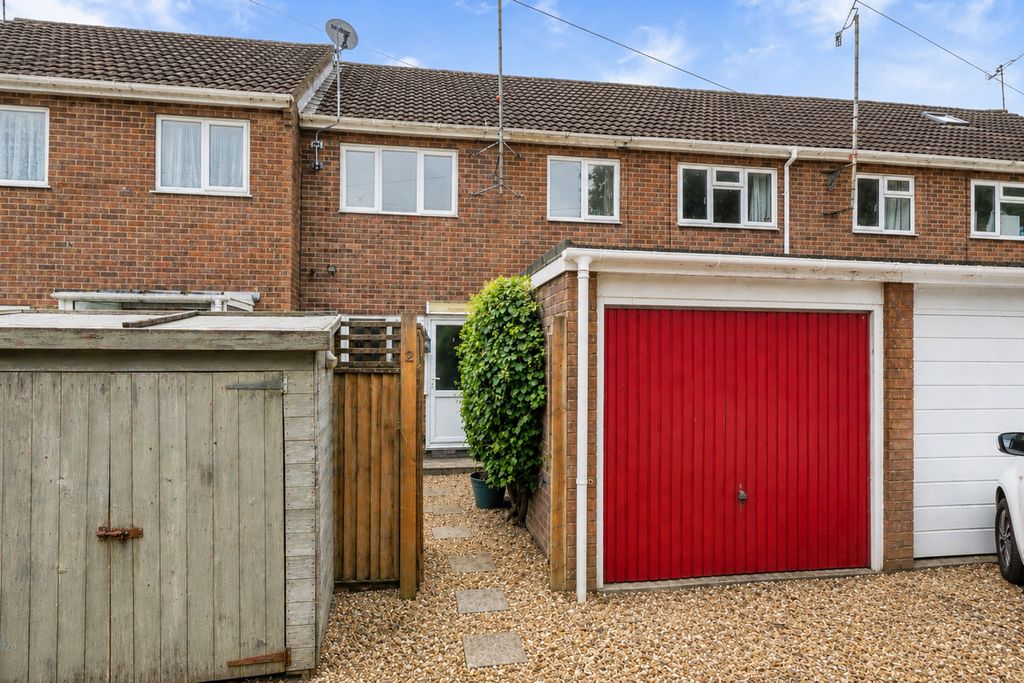 Property photo 3 of 19
