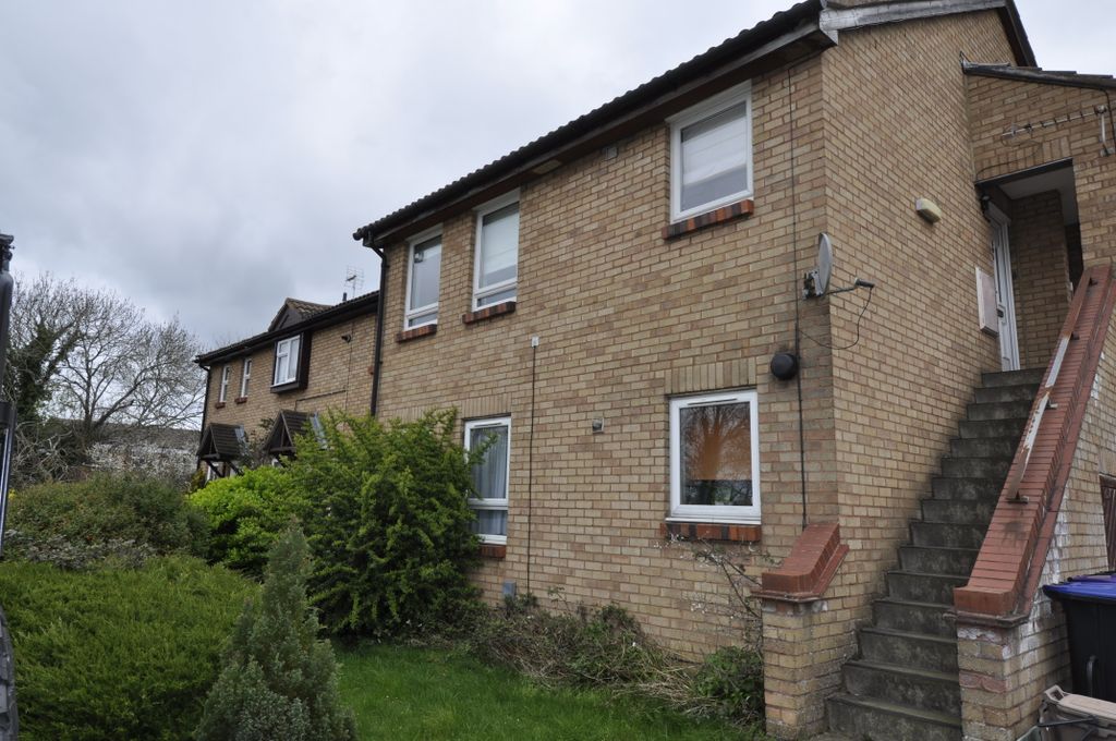 Property photo 2 of 5