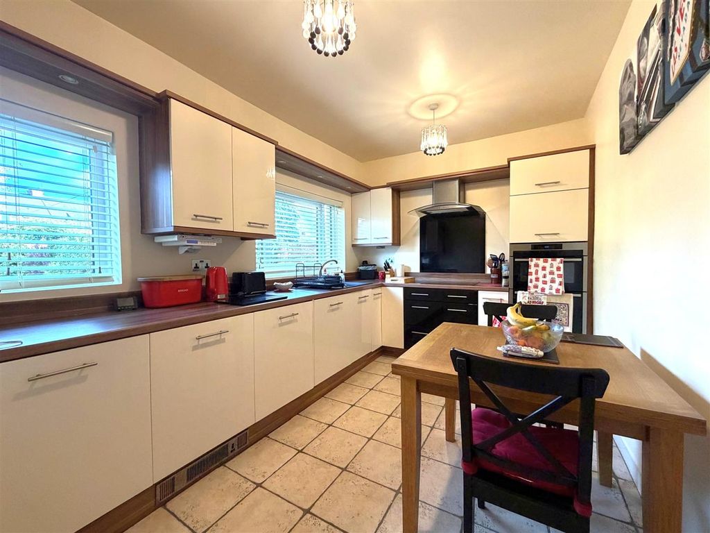 Property photo 3 of 24 d2.Jpeg